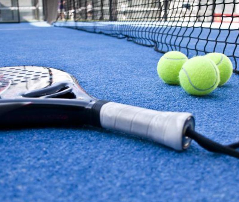 Padel: cos’è lo sport che sta spopolando anche in Italia