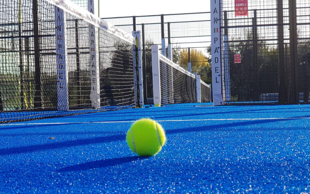 campi da gioco padel a firenze con pallina